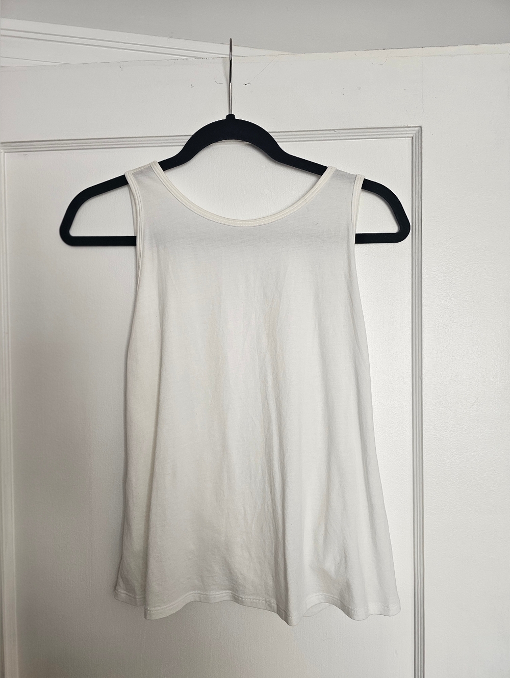 New NWOT Lululemon Open Back Twist Tank Size 6